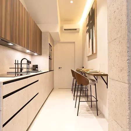 Magnificent Renovated 2Bd 2Bth Duplex With Backyard - City Centre Málaga Exterior foto