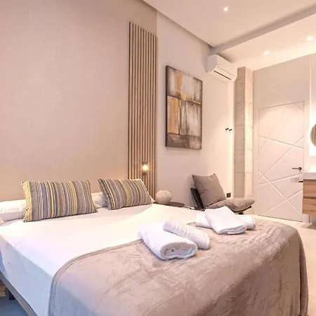 Magnificent Renovated 2Bd 2Bth Duplex With Backyard - City Centre Málaga Exterior foto