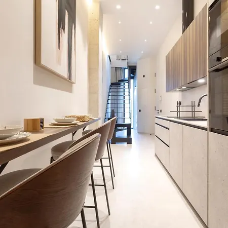 Magnificent Renovated 2Bd 2Bth Duplex With Backyard - City Centre Málaga Exterior foto